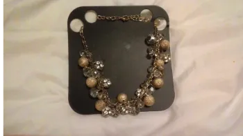 Collier  reglable dore  breal