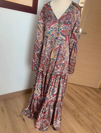 Robe longue satinée