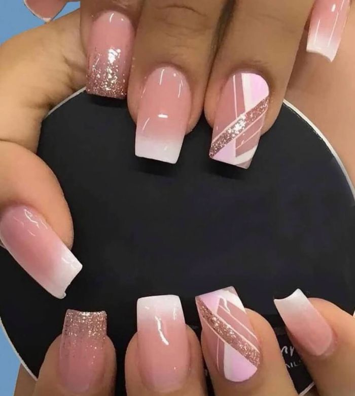 Sachet avec faux ongles orange - photo numéro 5
