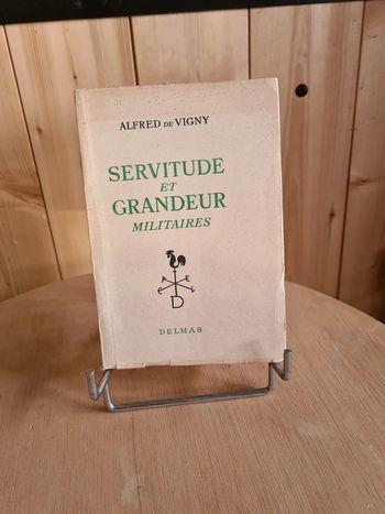 Servitude et grandeur militaire
