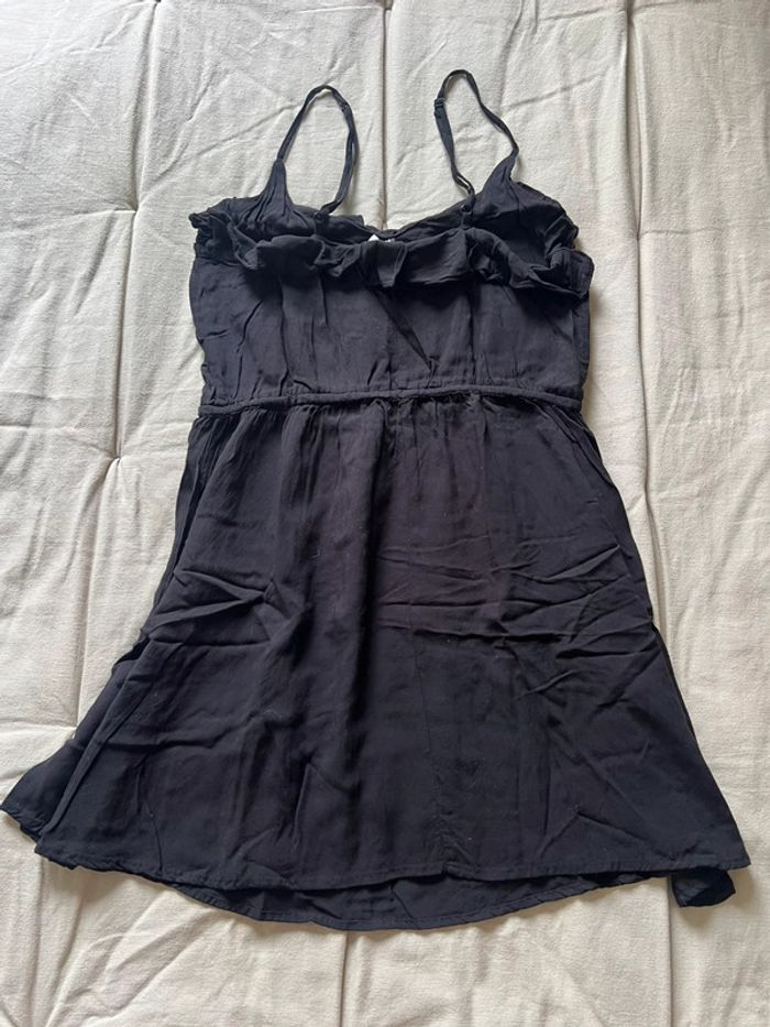 Robe noire - photo numéro 4