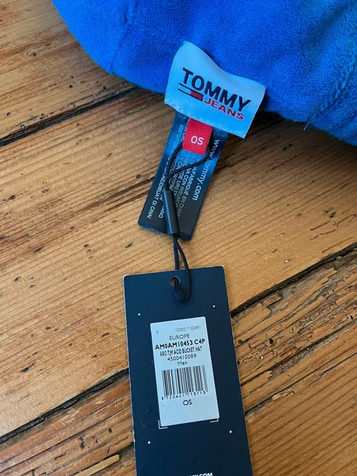 Bob réversible Tommy Hilfiger bleu - photo numéro 4