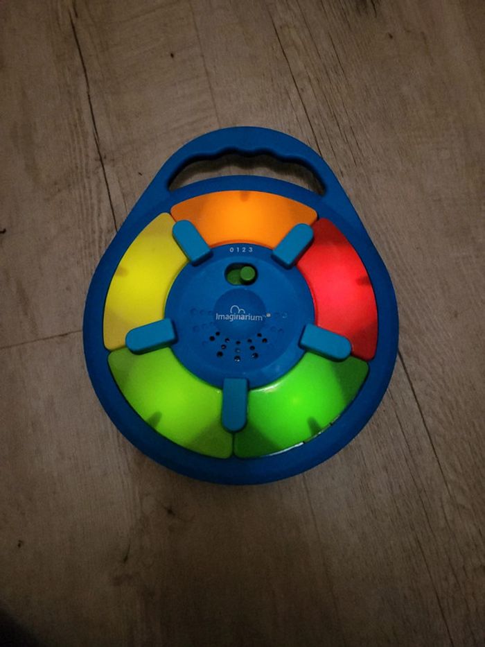 Jeu lumineux et musique - photo numéro 2