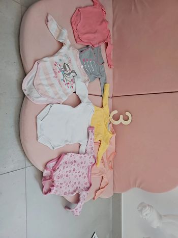 Lot de 7 bodys manches longues