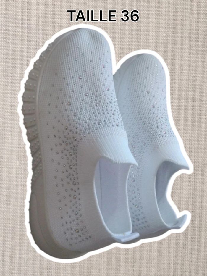 Magnifique chaussures blanches à strass - Taille 36 - Neuf - photo numéro 6