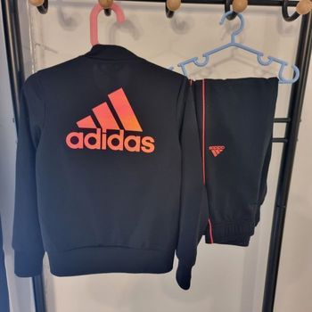 🤩😍🩷🩷 superbe Survetement ADIDAS 8 ans fille 🩷🩷🤩😍