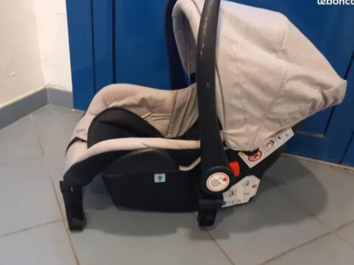 Poussette 3 en 1 avec siège auto - photo numéro 2