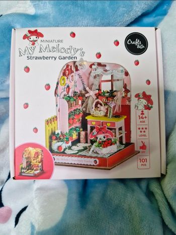 Kit maquette à créer soit même du jardin de fraises de my melody sanrio