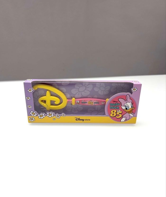 Clé Daisy Duck 85 Disney Store