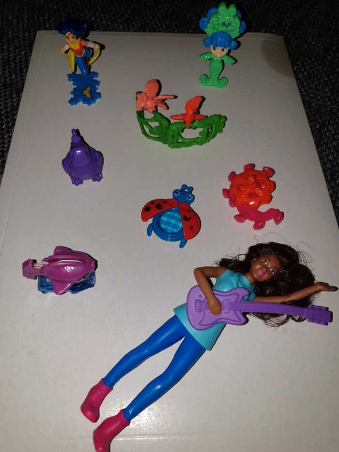 Petits jouets divers fille