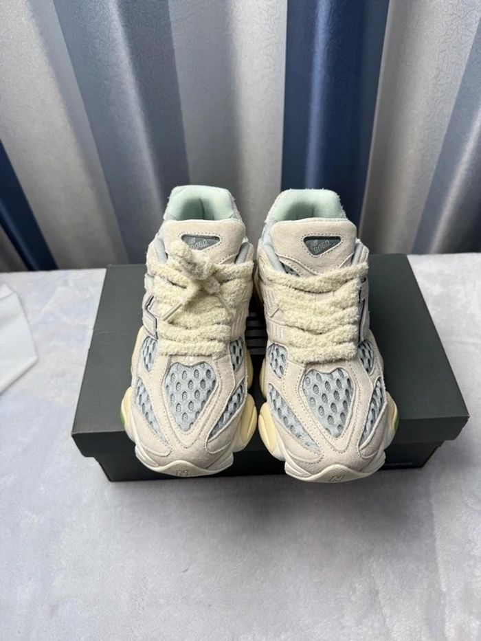 New Balance 9060 Size 41.5 - photo numéro 2