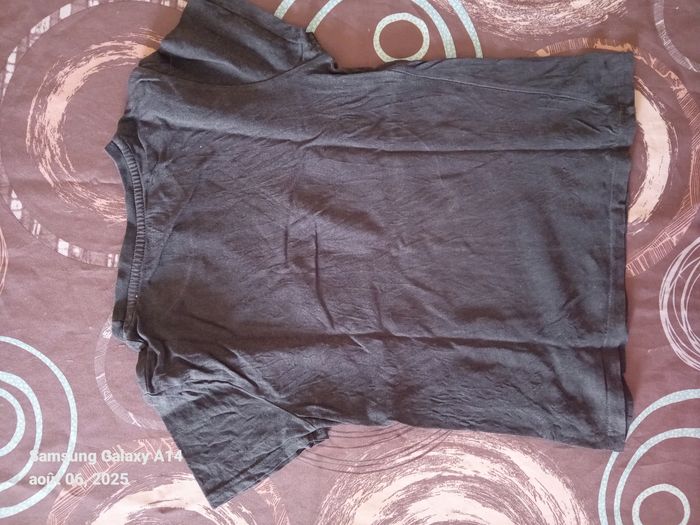 Tee-shirt - photo numéro 2