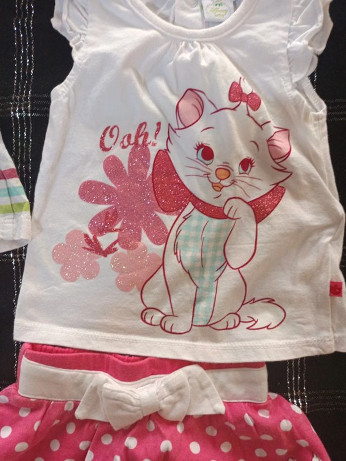 Lot vêtements fille Disney taille 6m - photo numéro 13