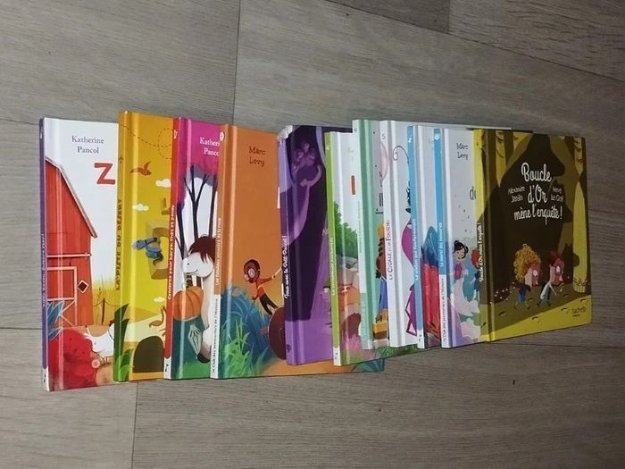 Lot de 11 livres illustrés pour les petits jeunes L046 - 7597708307 - photo numéro 2