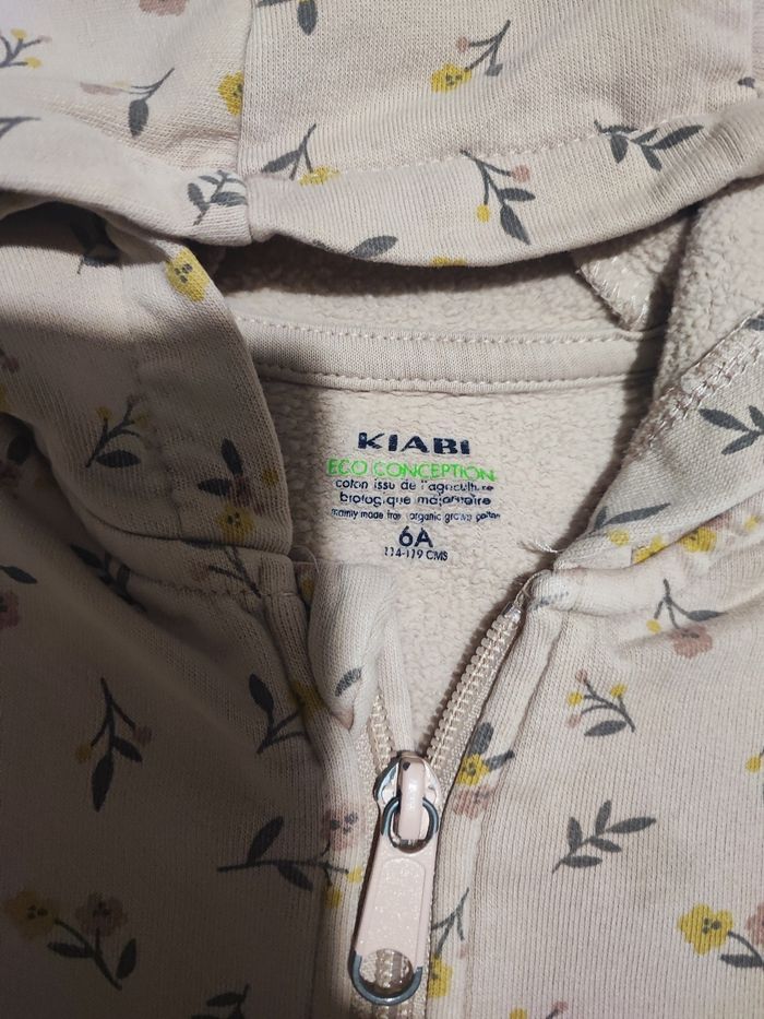Veste sweat zippé à capuche Kiabi taille 6 ans - photo numéro 2