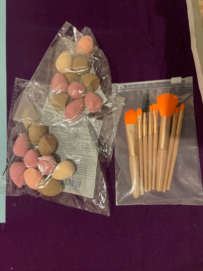 Pinceau et éponge à maquillage - photo numéro 4