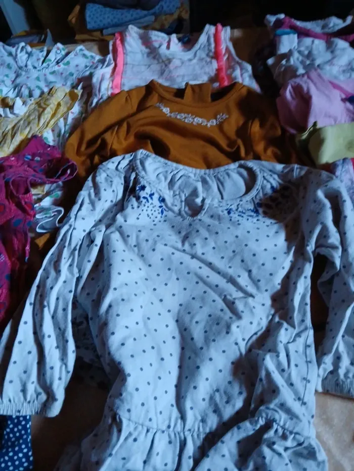 Lot vêtements fille 3 ans - photo numéro 4