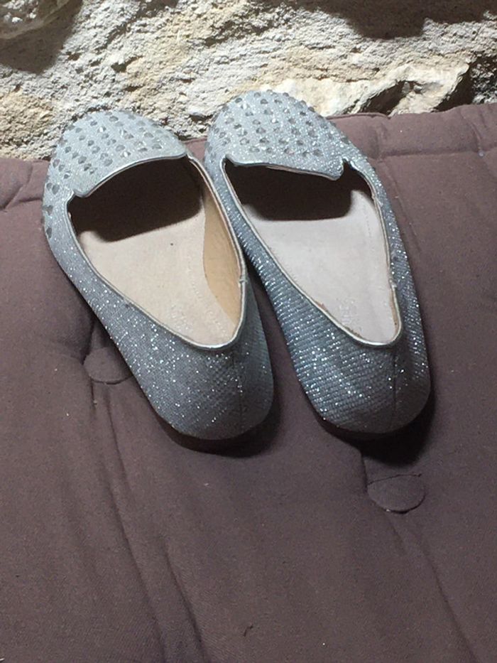 Mocassins argentés taille 37 - photo numéro 2