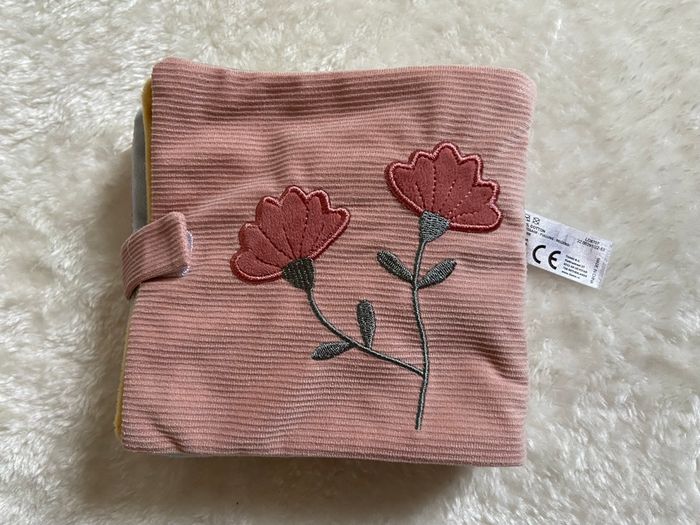 Livre d’éveil / d’activité - photo numéro 5