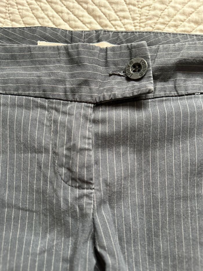 Short marque gaudi taille 40 - photo numéro 2