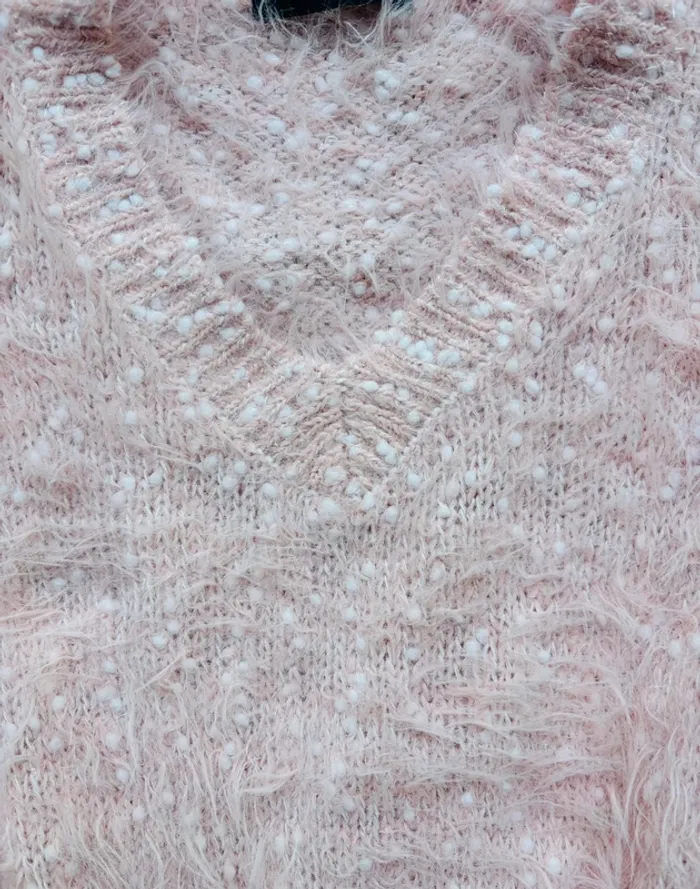 Magnifique pull tout doux rose pale - photo numéro 3