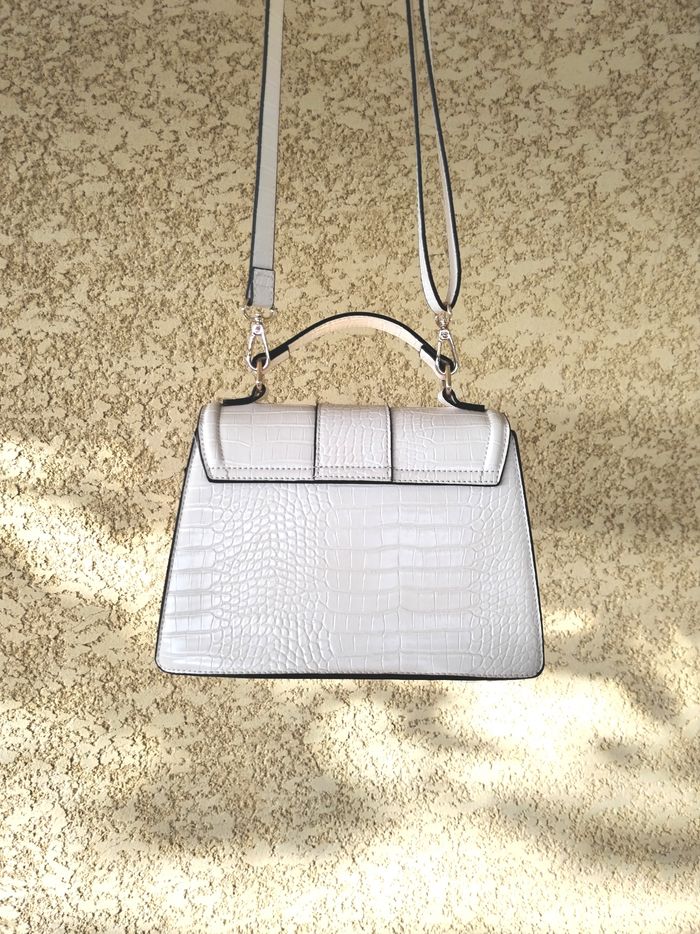 Sac à main rigide - photo numéro 2