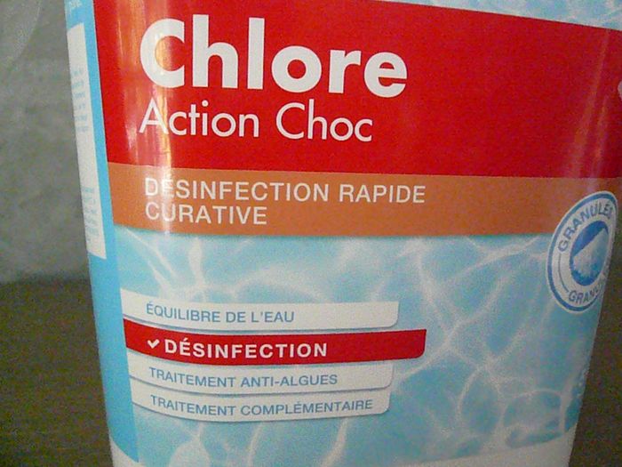 Chlore en granulés 4,5 kg - photo numéro 2