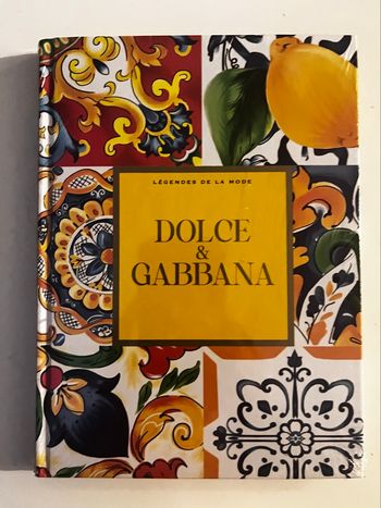 Livre les légendes de la mode sous blister