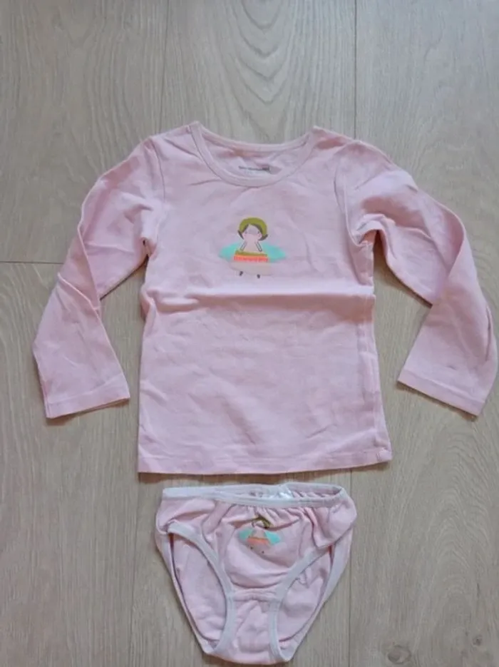 Lot de 3 tee shirt ML et 4 culottes Vertbaudet 3 ans - photo numéro 4
