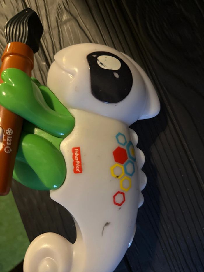Caméléon Fisher price pour apprendre les couleurs - photo numéro 4