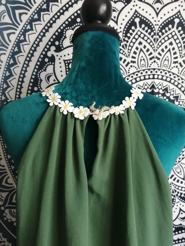 Top fluide kaki doublé col bijoux à fleurs / sans marque / (TU) - photo numéro 6