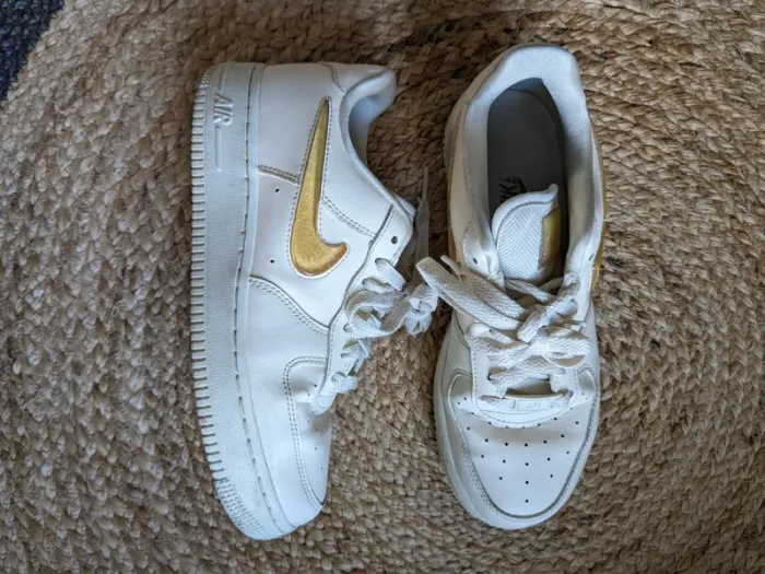 Nike air doré pailleté