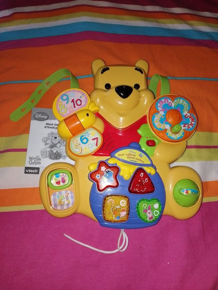 Maxi tableau d'éveil parlant VTECH Disney