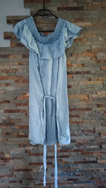 Robe col bardot