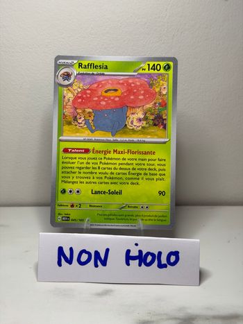 Carte Pokémon Rafflesia 45/165 - Version Non Holo Rare 151 - EV03.5