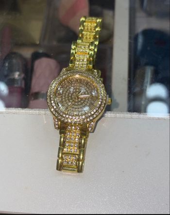 Montre dorée neuve ✨