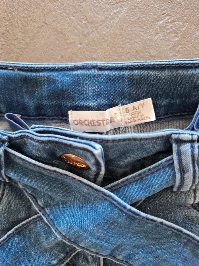 Short en jean avec dentelle - photo numéro 2