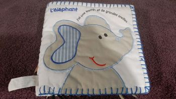 livre en tissu animaux