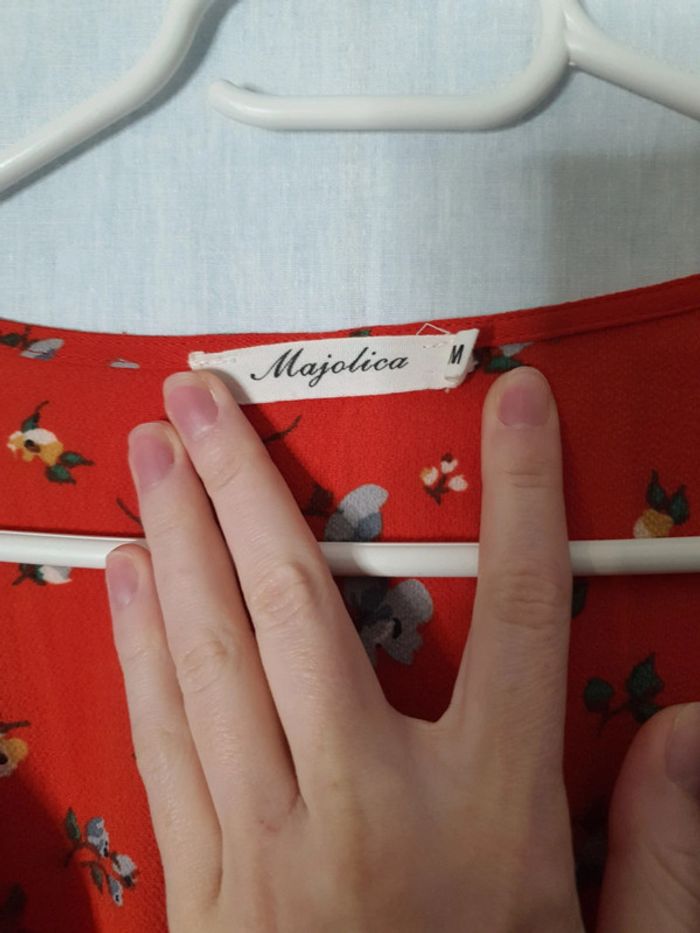 Robe rouge fleurie - photo numéro 3