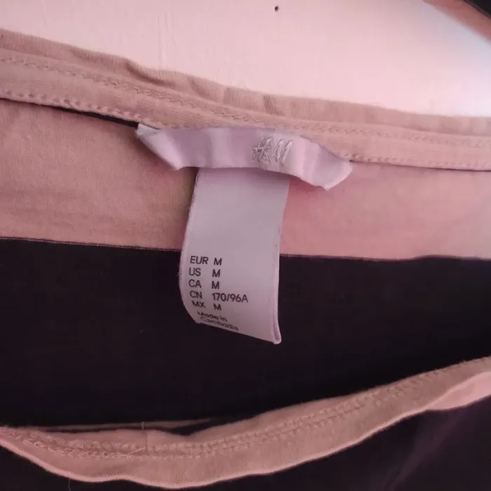 399- haut manche longue, H&M, taille M - photo numéro 2