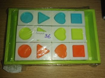 Jeu des formes et des couleurs