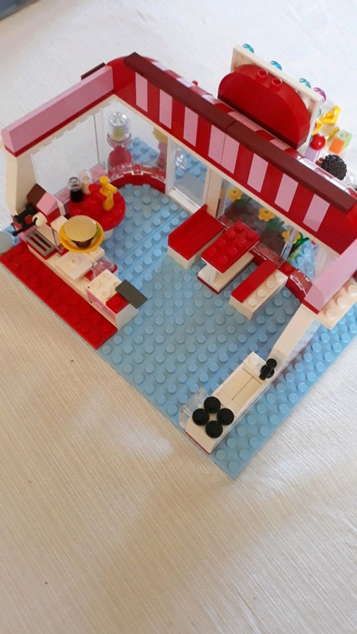 Lego friends 3061 le café - photo numéro 3