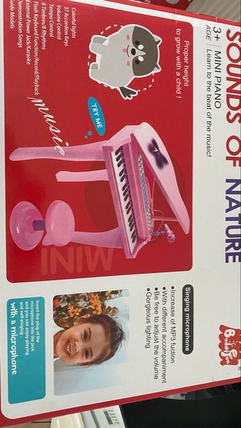 Piano fille +3 ans neuf avec étiquette