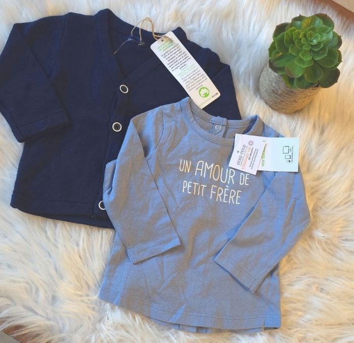 (Neufs non portés) 🏷🏷🥰😍 gilet et teeshirt ml 6mois Garçon 😍🥰💙