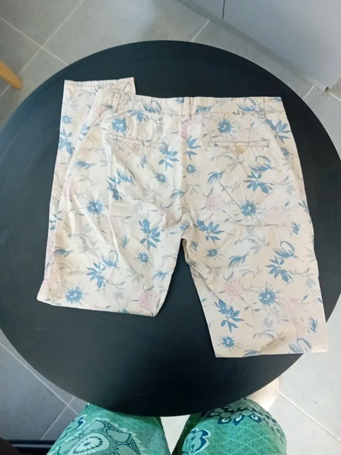 Jeans en taille 42 de chez Camaïeu - photo numéro 2