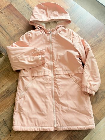 Manteau parka imperméable fourrure fille rose pale 8 ans
