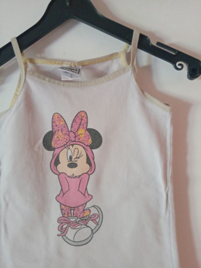 Joli top Minnie. 2 ans - photo numéro 2