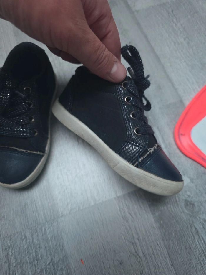 Basket taille 22 - photo numéro 8