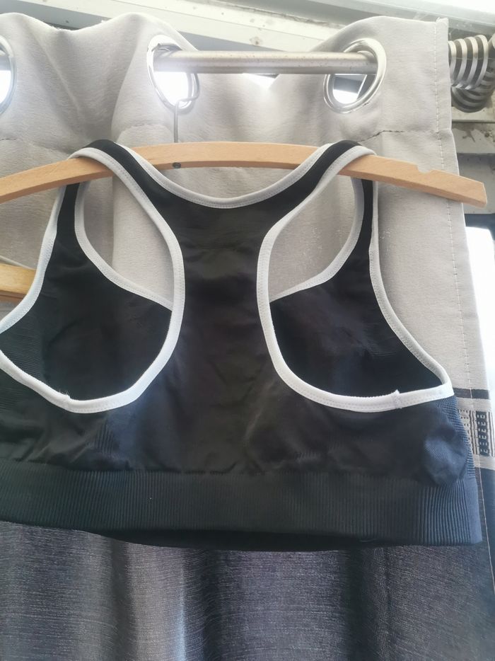 Brassiere sport Décathlon Kalenji t M neuve - photo numéro 3