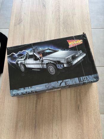 Lego voiture retour vers le futur 10300